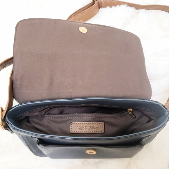 BENTLEY Mia and Luca Crossbody Bag - Picture 4 of 7
